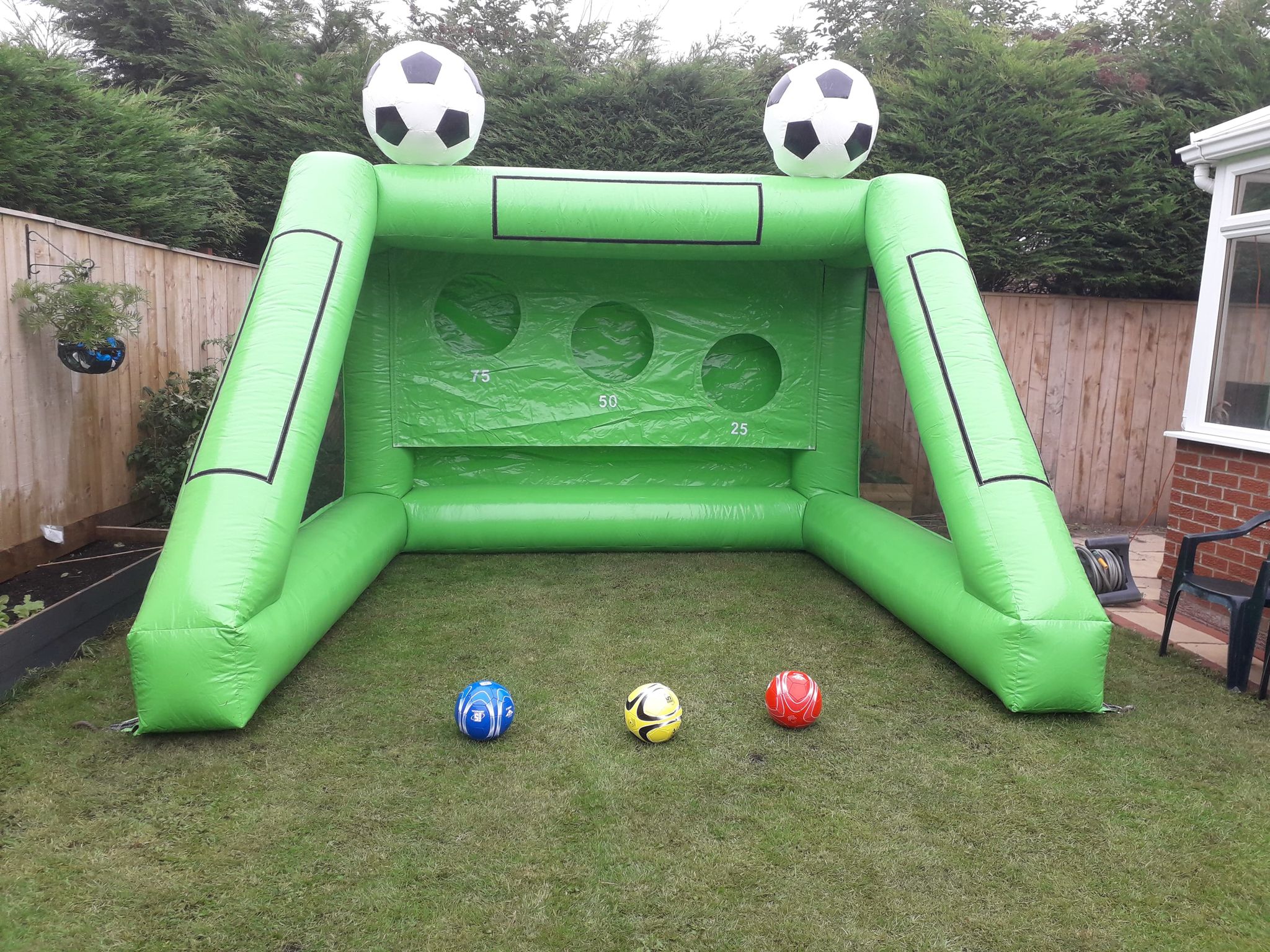 Football penalty shootout